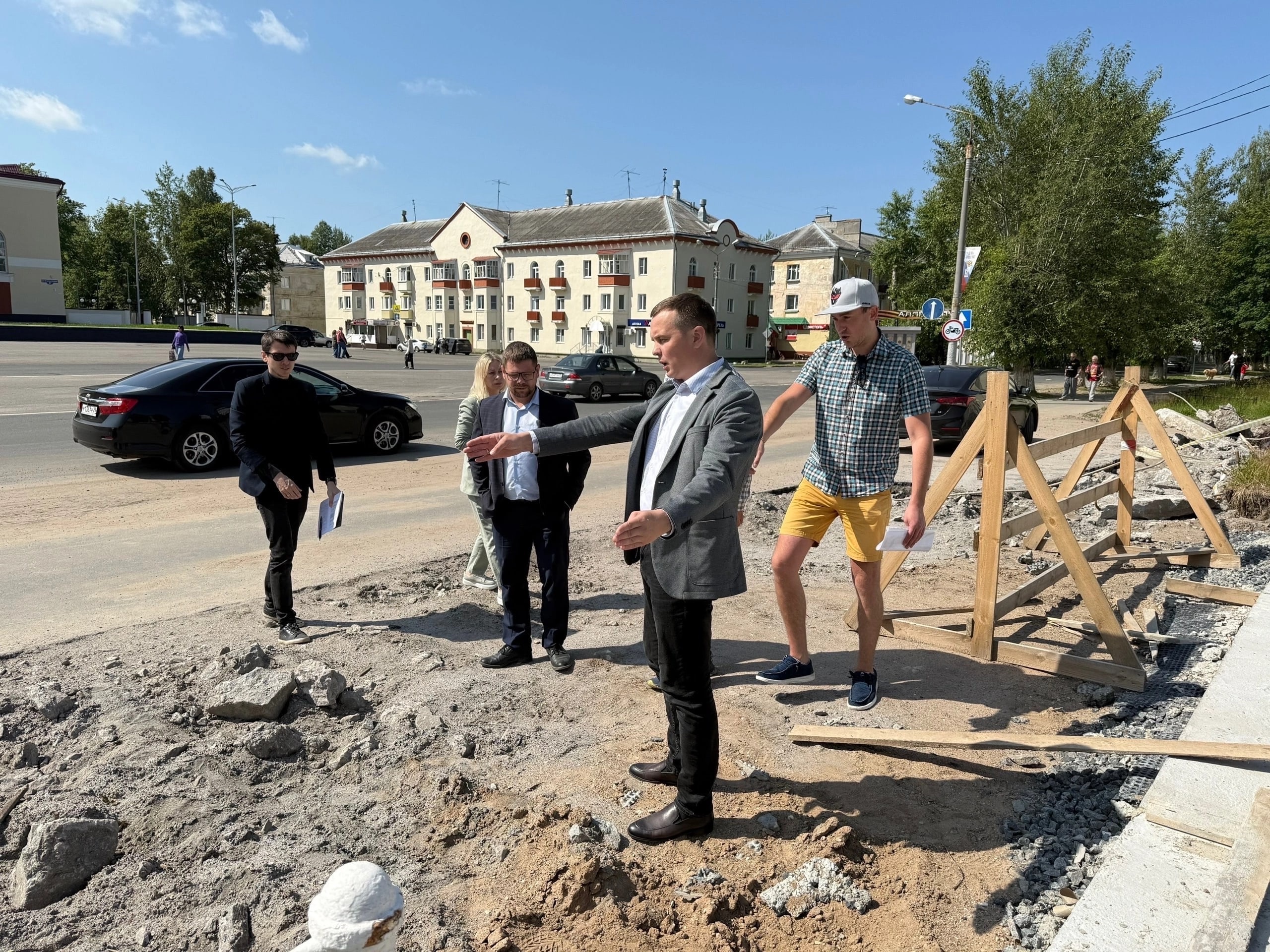Лето — самое время для работ по обновлению городской инфраструктуры.