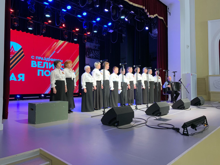В День Победы в Новодвинске прошли различные концертные программы.